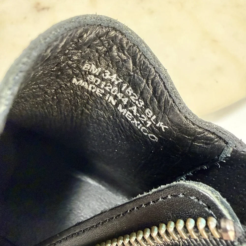 Frye Farrah Inside Zip Booties Women's Size 8M Black Leather Ankle